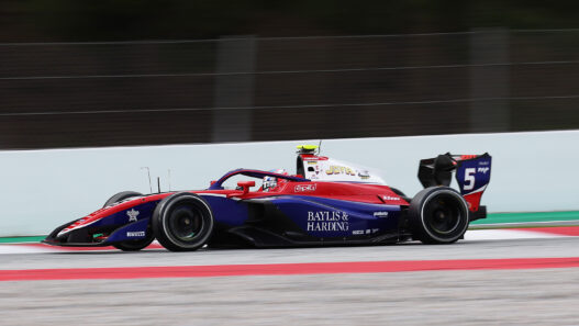 Slater più veloce nel primo giorno di test a Barcellona